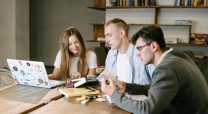 cómo poner las prácticas en el cv